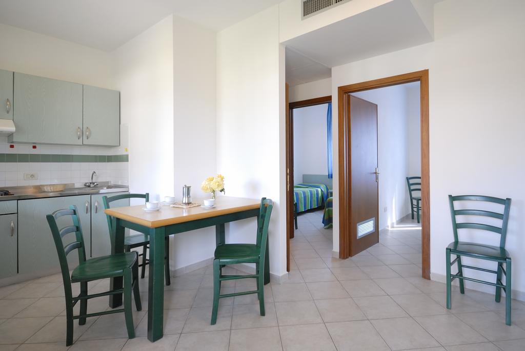 La Cecinella Apartments Marina di Cecina Eksteriør bilde