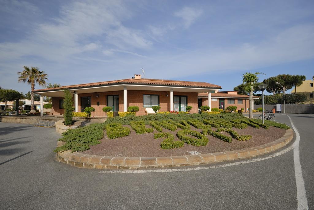 La Cecinella Apartments Marina di Cecina Eksteriør bilde