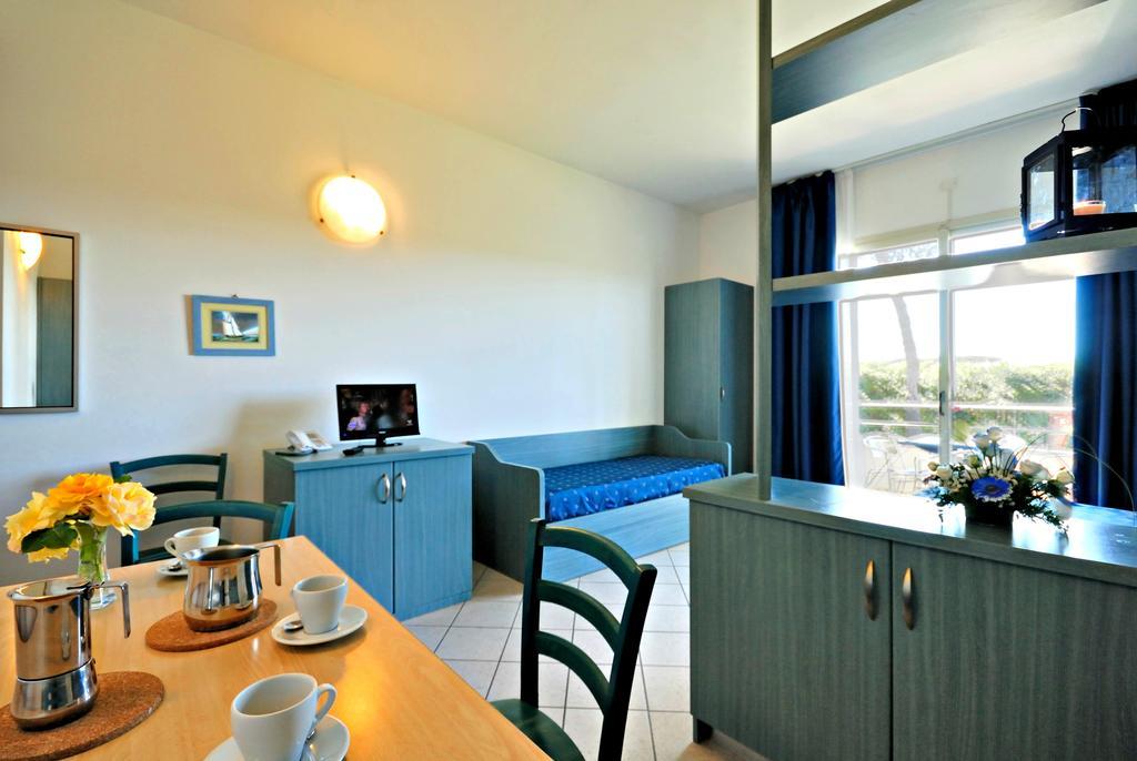 La Cecinella Apartments Marina di Cecina Eksteriør bilde